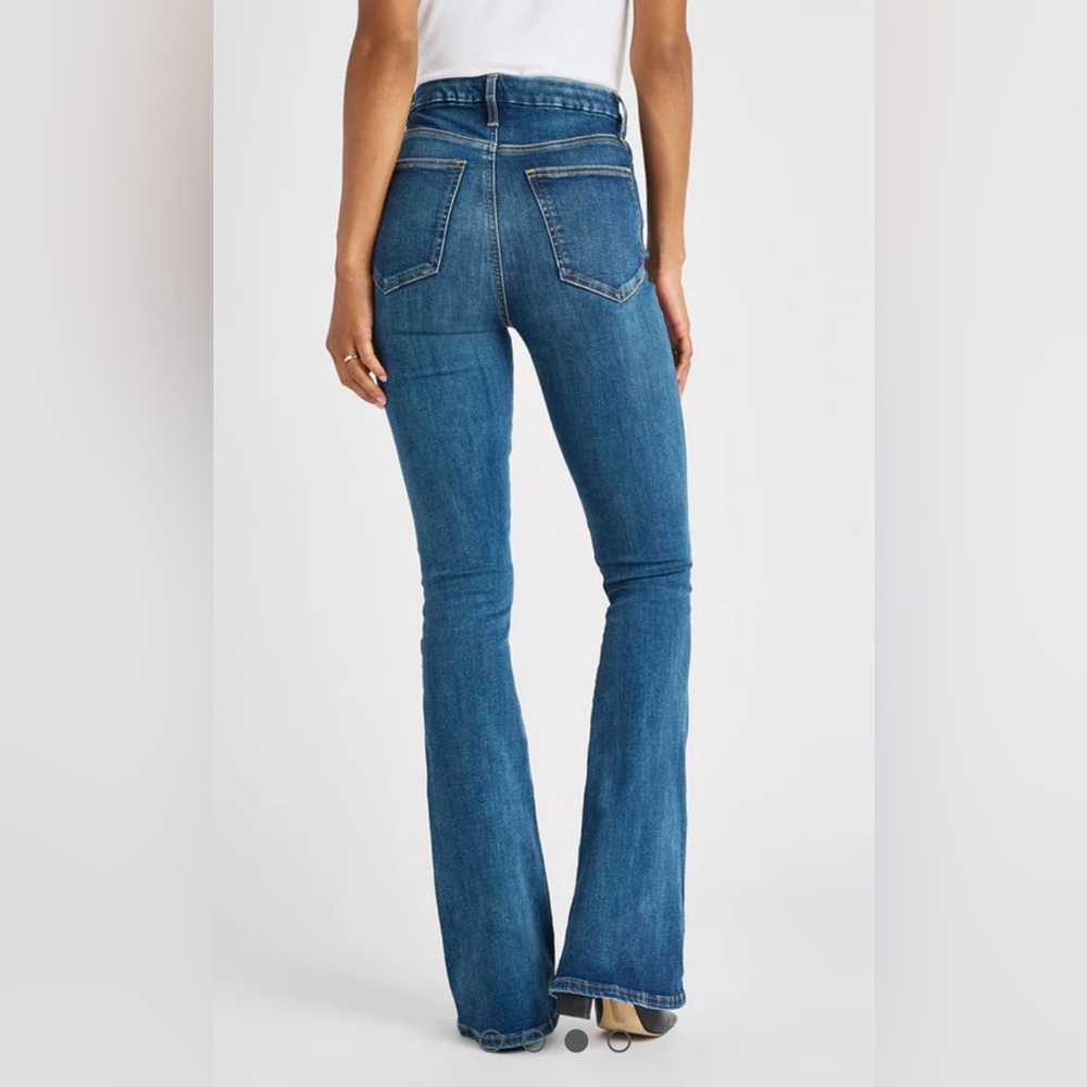 Splendid High Rise Bootcut Jean
NWT
Size :24 - Picture 3 of 9